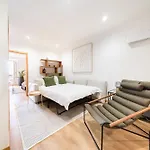 Premium 41br With Iconic Tagus Views Lisboa
