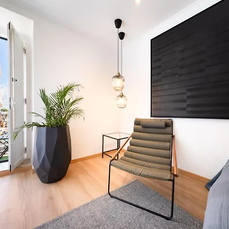 Modern 41br With Art & Tagus River Views Lisboa