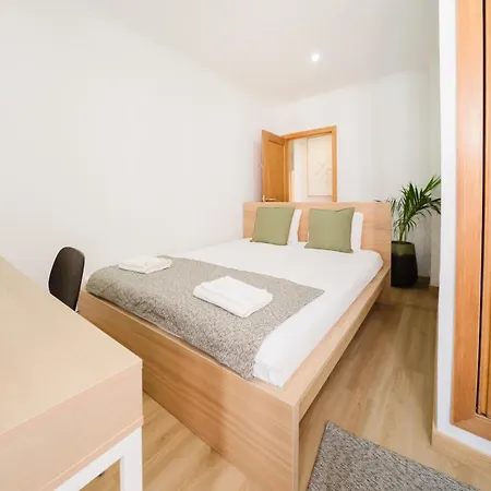 Modern 41br With Art & Tagus River Views *