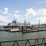 Premium 41br With Iconic Tagus Views