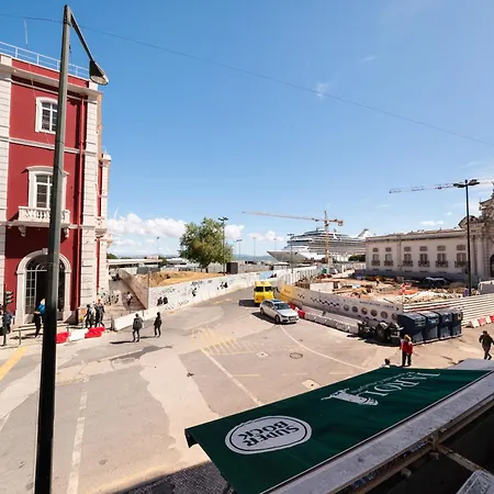 Apartamento Modern 41br With Art & Tagus River Views