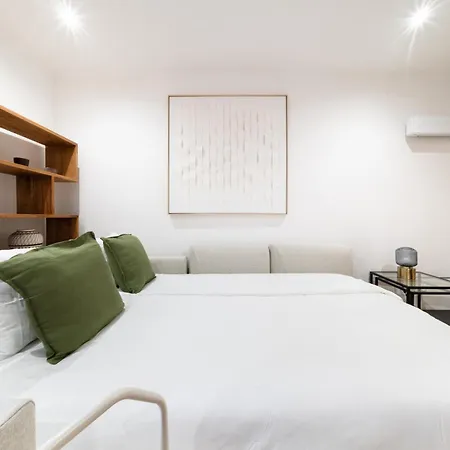 Modern 41br With Art & Tagus River Views Lissabon