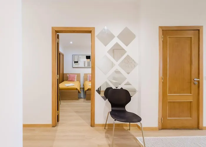 Premium 41Br With Iconic Tagus Views *