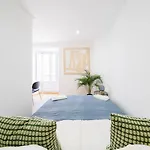 Premium 41br With Iconic Tagus Views *