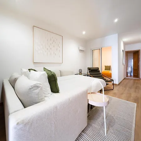 Modern 41br With Art & Tagus River Views * Lisboa