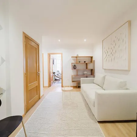 Gem 4 1br With Art & River Views * Lisbon